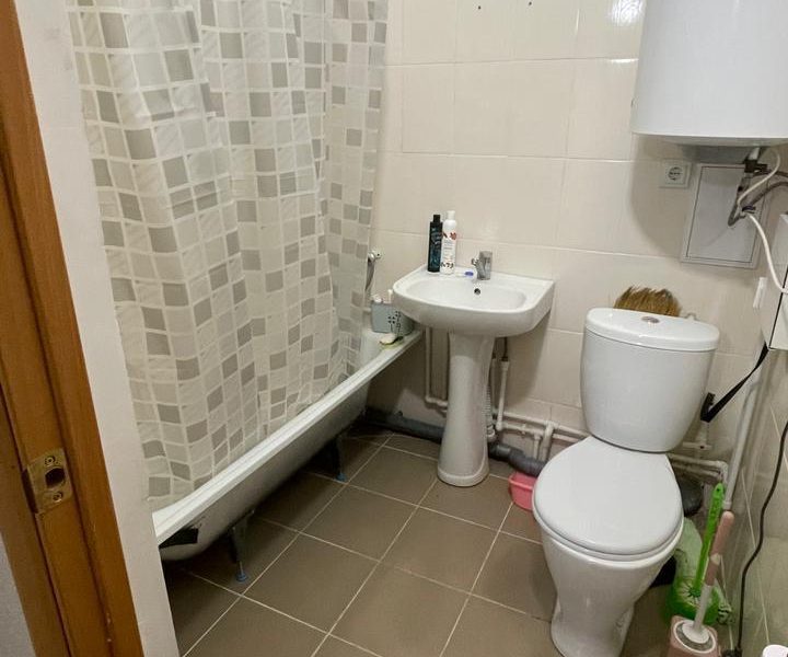 Квартира посуточно в центре Южно-Курильска Морская 8 а