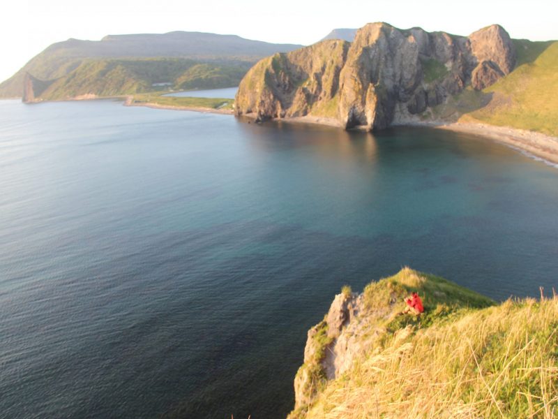 Кальдера вулкана Головнина, бухта Первухина (Собачка/Собачья голова) и озеро Лагунное