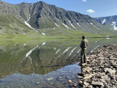 Рыбалка в диких местах Воркуты (трофейный хариус, Полярный Урал и экспедиция по реке Большая Уса)